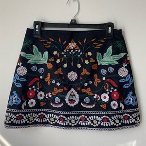 Floral embroidered mini skirt